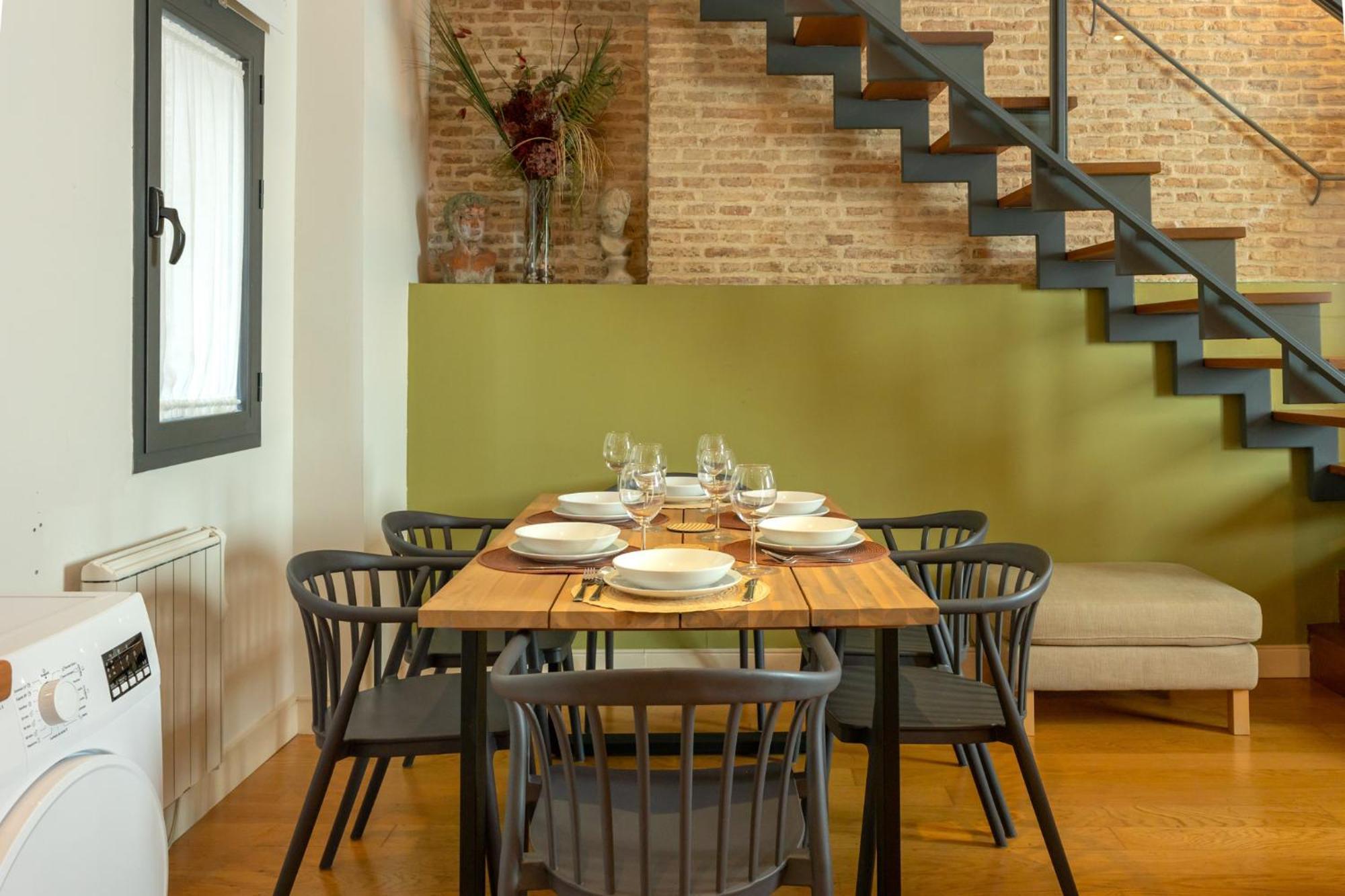 La Maestranza Charming One Or Two Bedrooms Apartments By Ocityzen Seville Ngoại thất bức ảnh