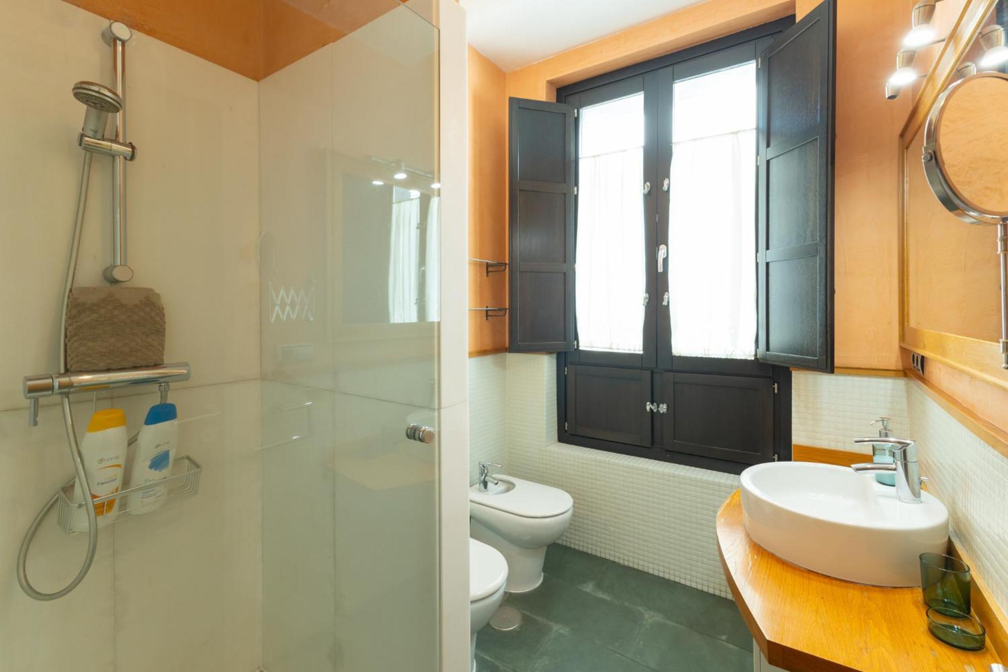 La Maestranza Charming One Or Two Bedrooms Apartments By Ocityzen Seville Ngoại thất bức ảnh