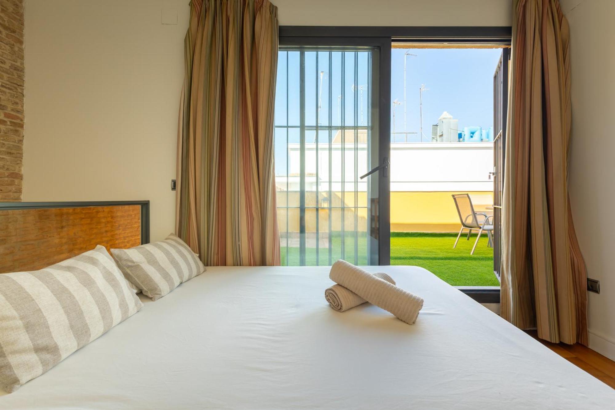 La Maestranza Charming One Or Two Bedrooms Apartments By Ocityzen Seville Ngoại thất bức ảnh